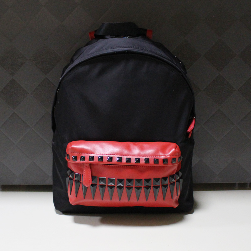 Elegant and refined nylon monster travel bag and rivet school bag